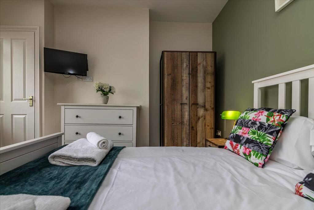 Dovecote House Beeston Private Parking 15Mins From Nottingham City Centre Close To Qmc Hospital エクステリア 写真